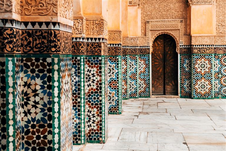 Marokko: Königsstädte und Wüste © jon_chica/adobestock